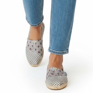 Toms american flag hemp size 7.5 womens